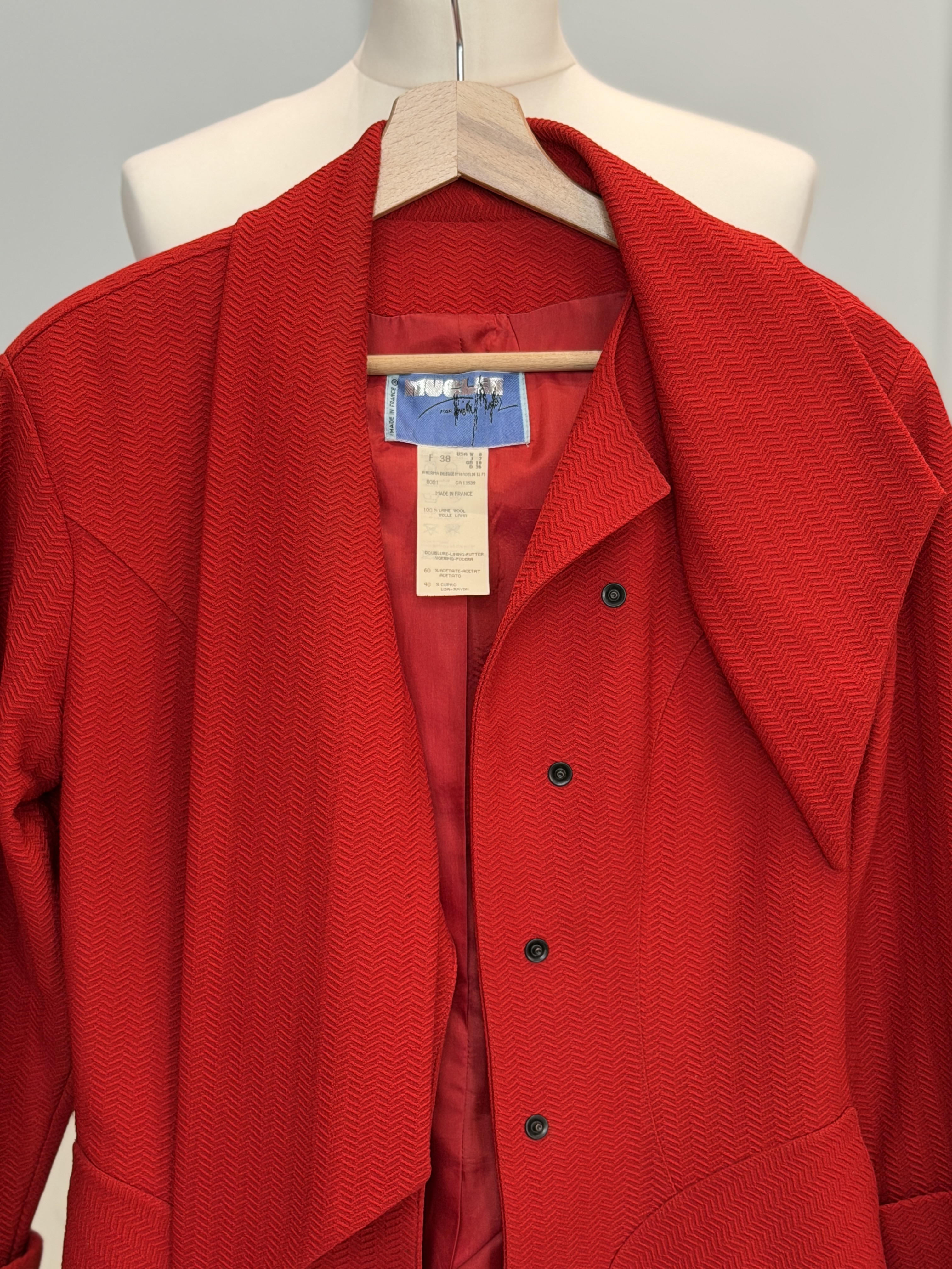 Thierry Mugler Paris czerwony wełniany żakiet Made in France vintage XS S (10)