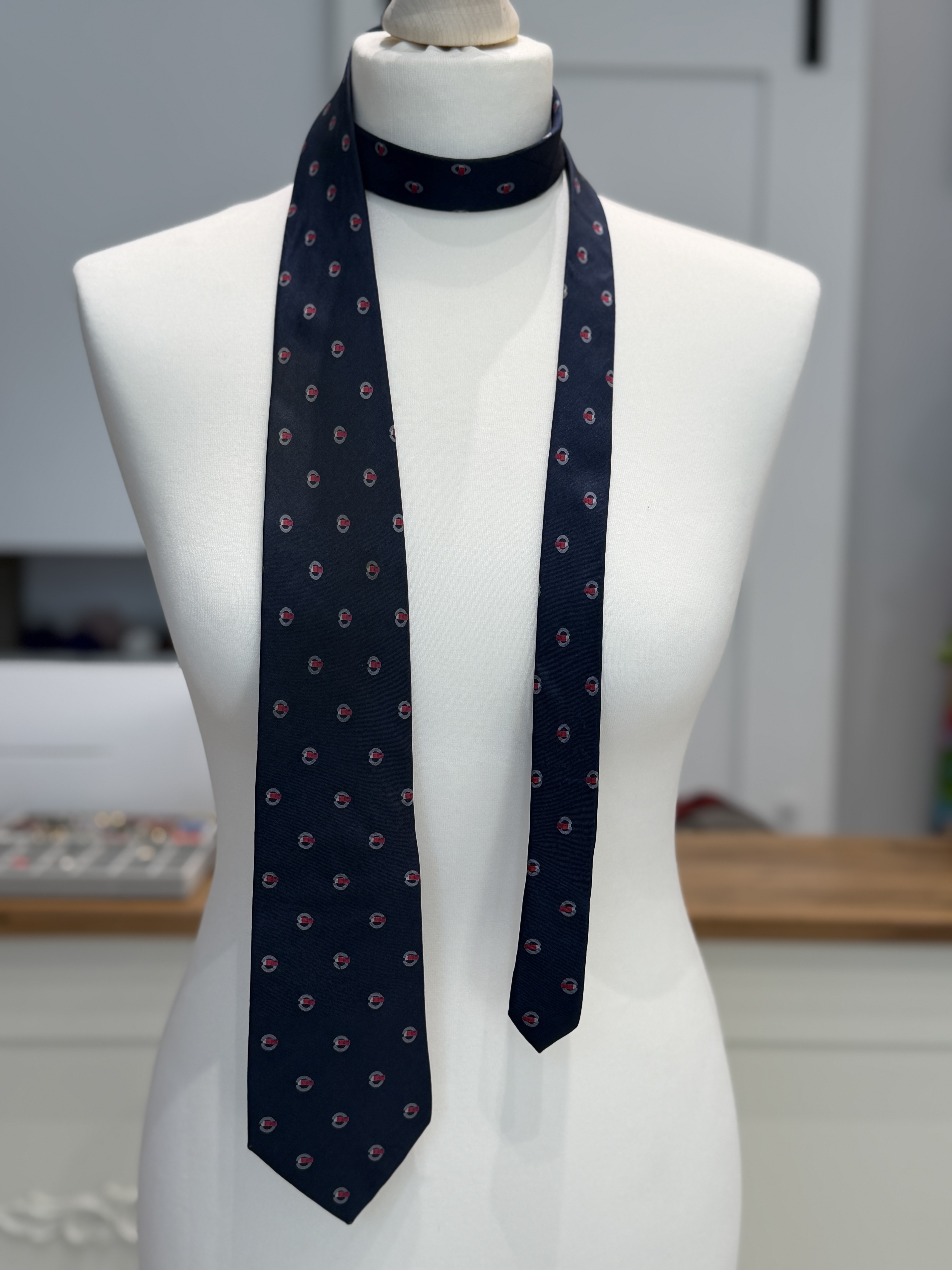 Krawat Gucci 100% jedwab Made in Italy granatowy vintage