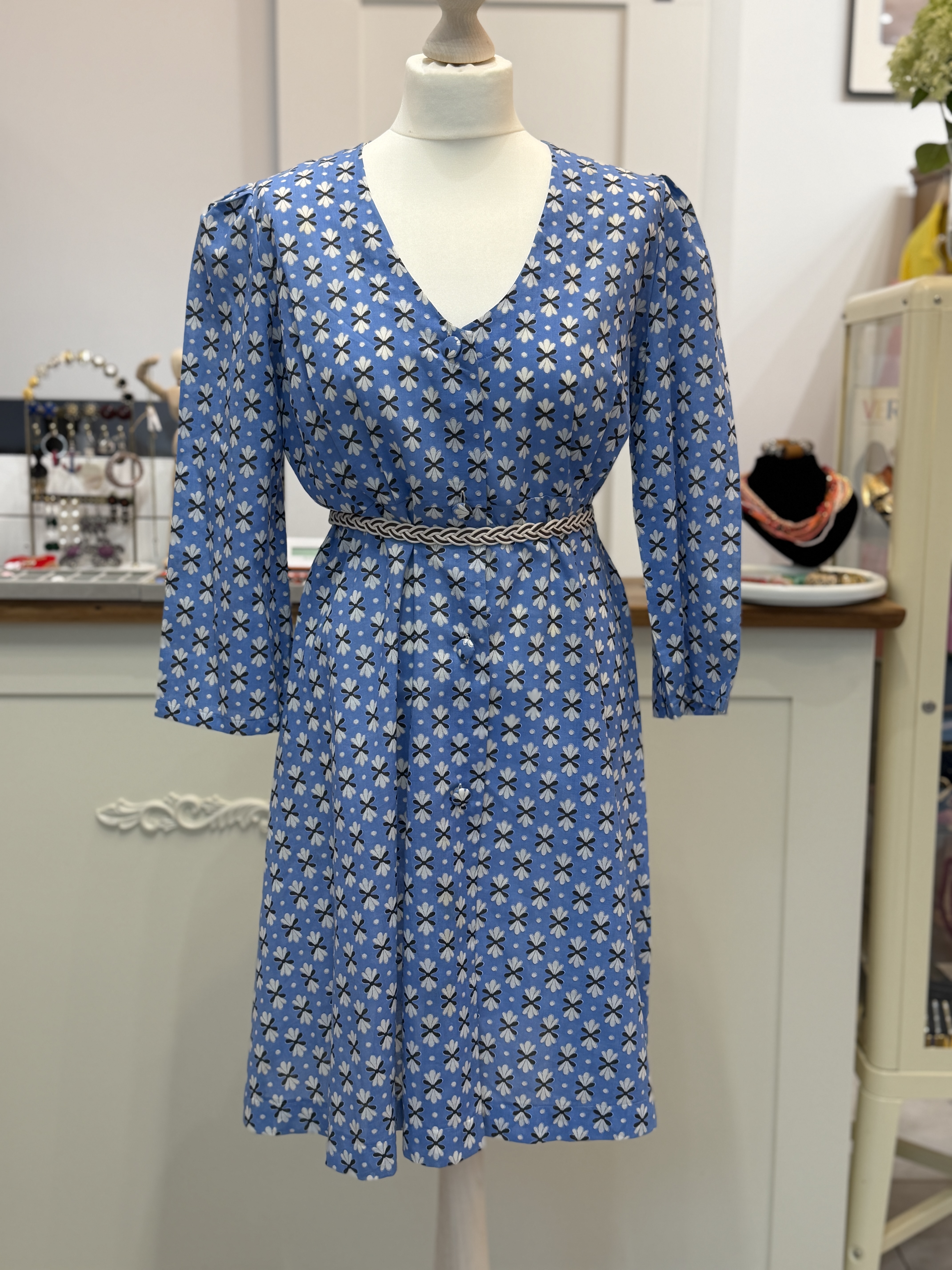 Sukienka vintage bawełniana midi niebieska kwiaty guziki L XL retro (5)