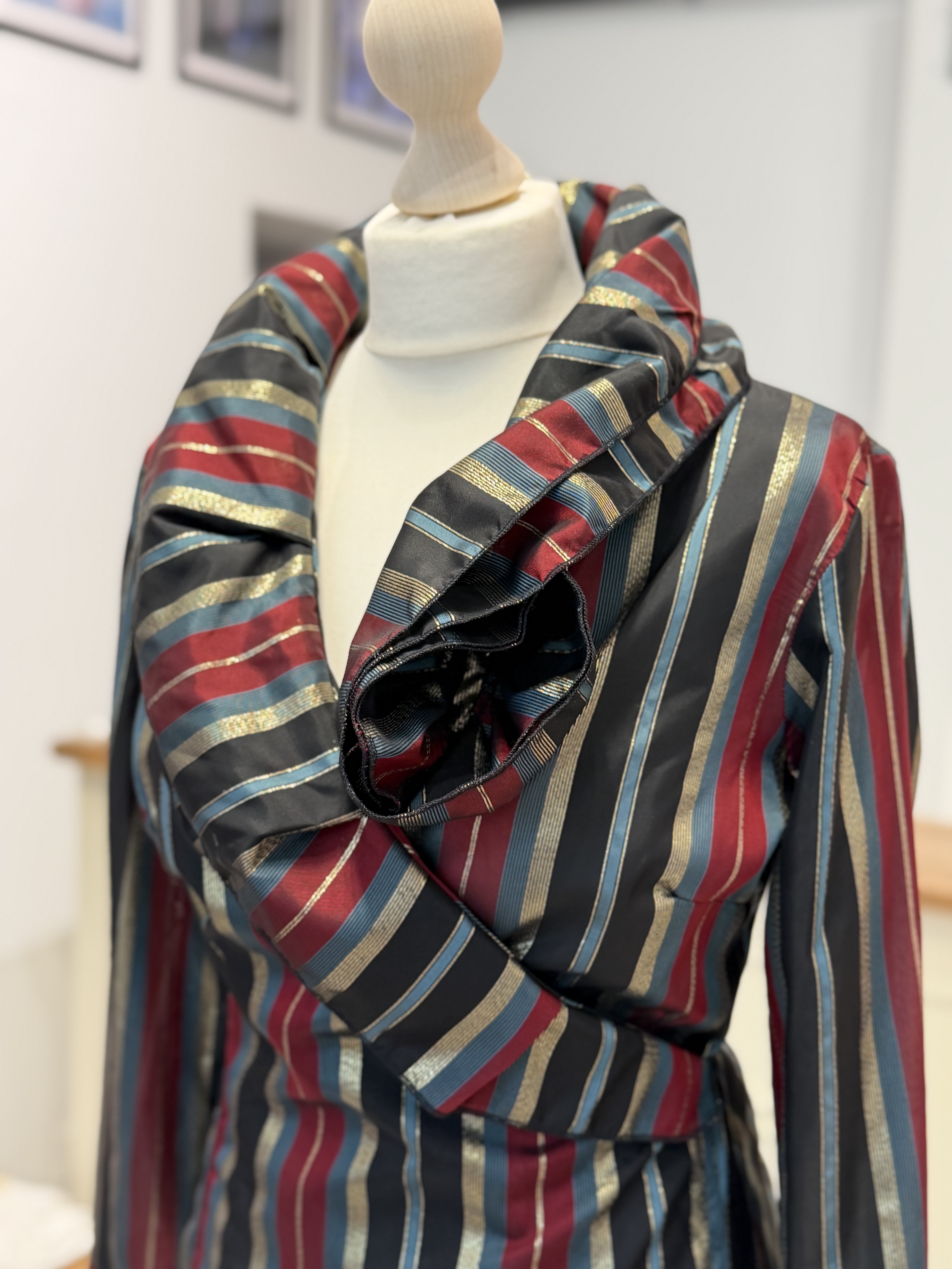 Włoska bluzka kopertowa vintage L paski lurex Made in Italy Paola Tonini (3)
