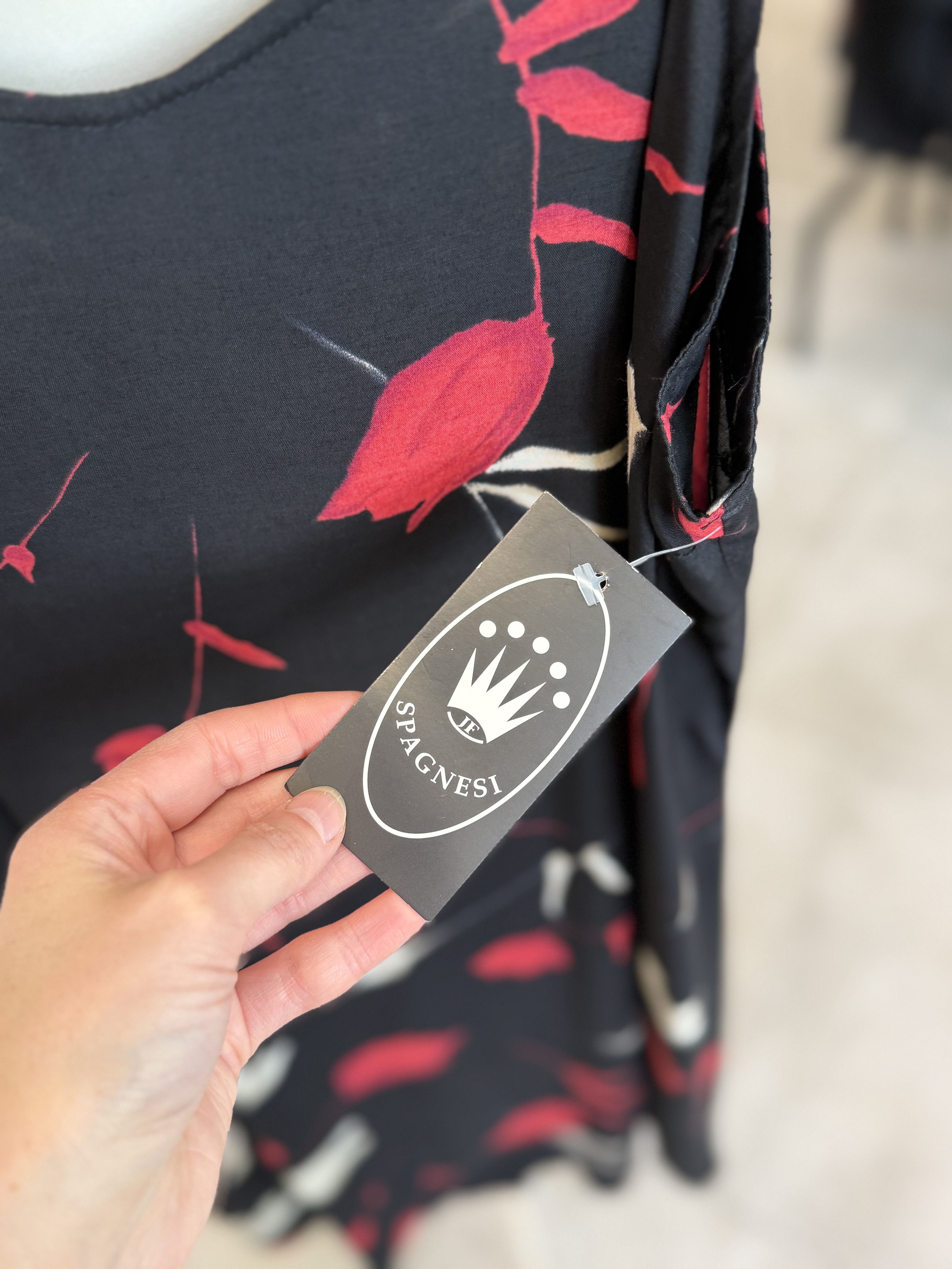 Włoska sukienka Spagnesi 100% wiskoza midi na ramiączkach Made in Italy czarna w kwiaty L (6)