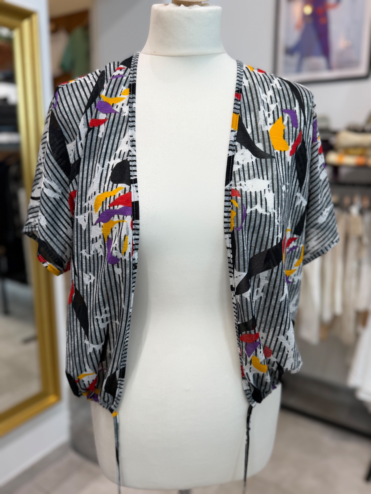 Narzutka vintage 80s 90s kimono wiązana abstrakcyjny wzór M L