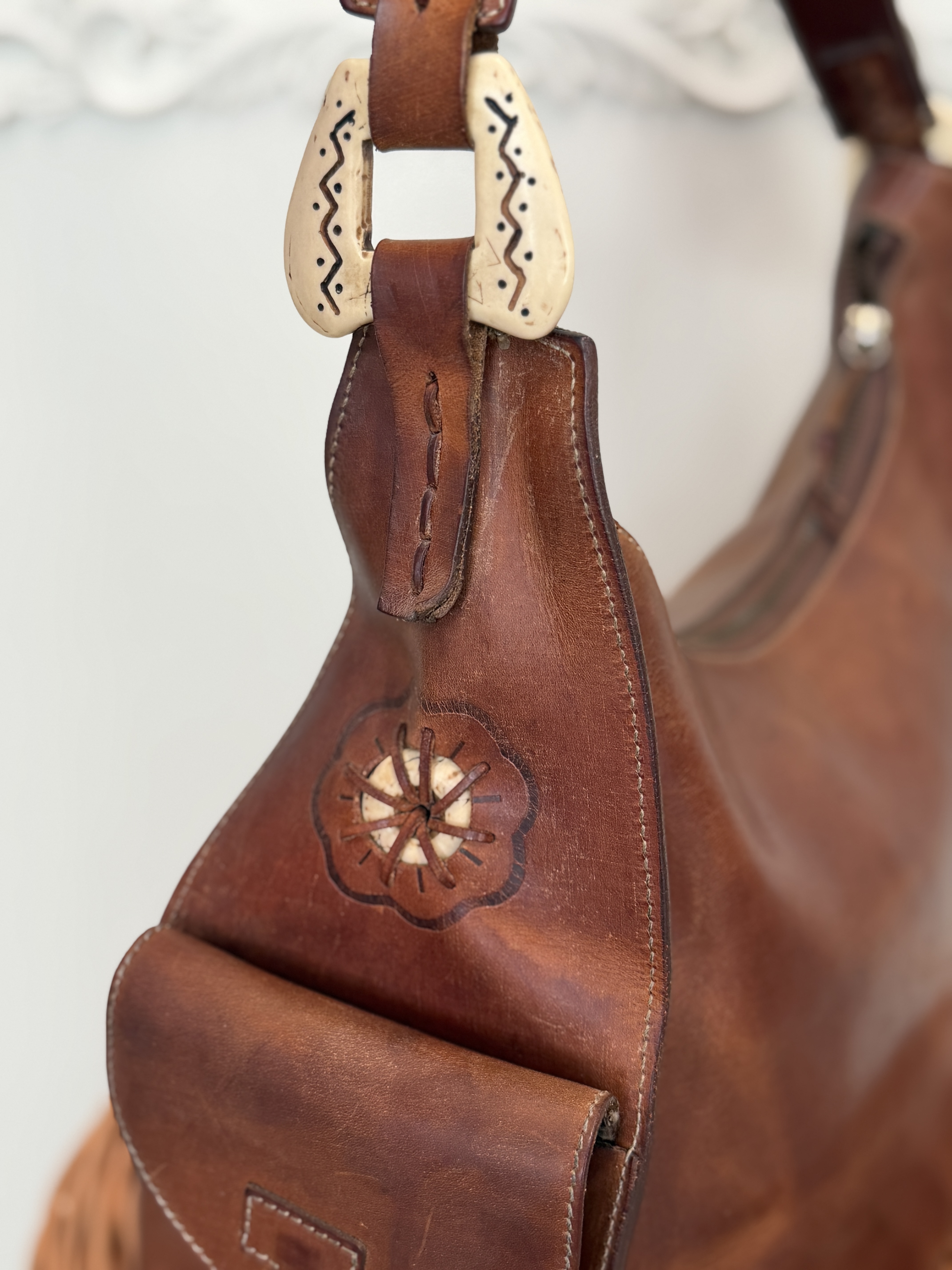 Vintage Byblos skórzana torebka hobo brązowa Made in Italy lata 90. (15)
