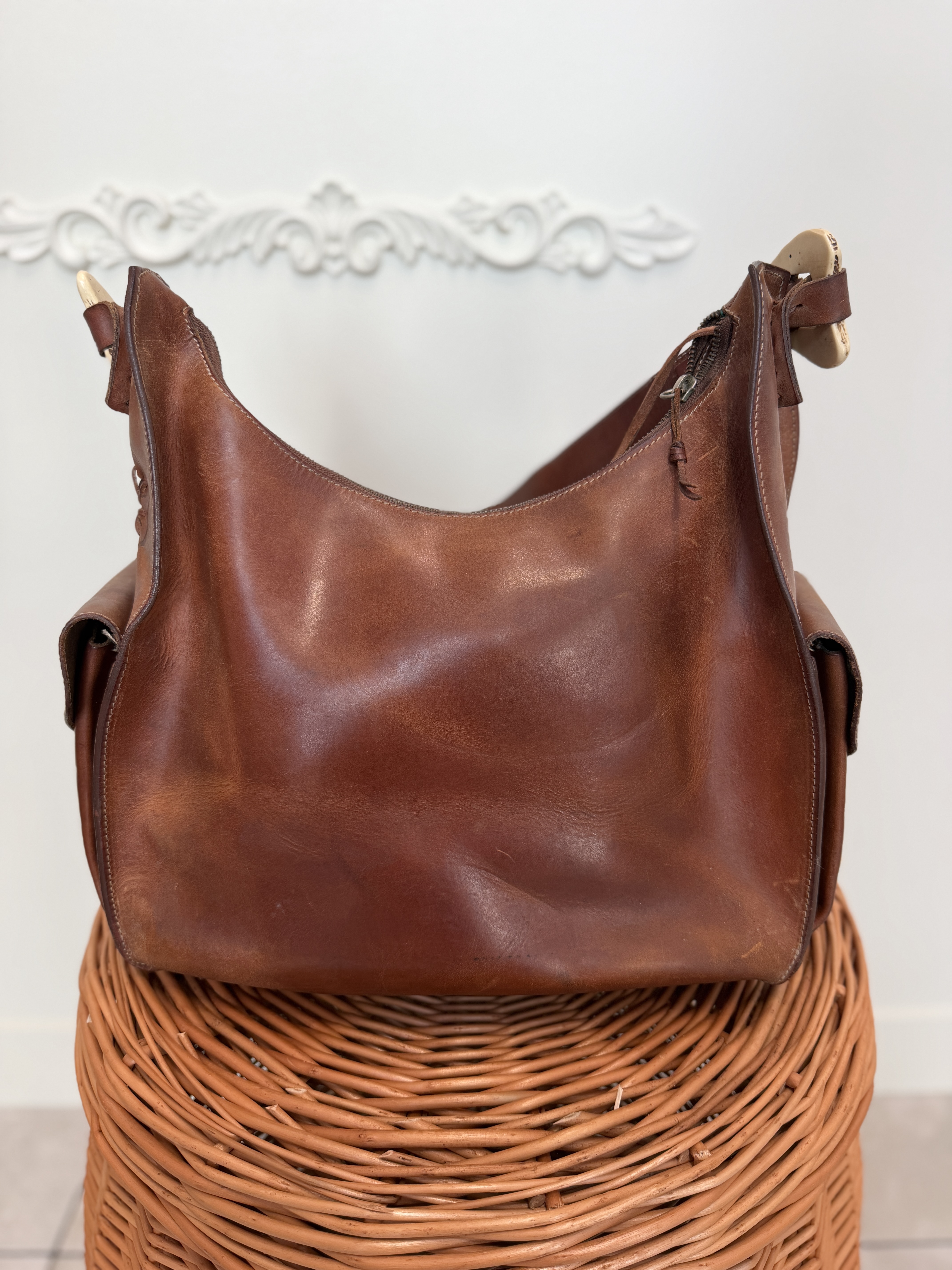 Vintage Byblos skórzana torebka hobo brązowa Made in Italy lata 90. (9)